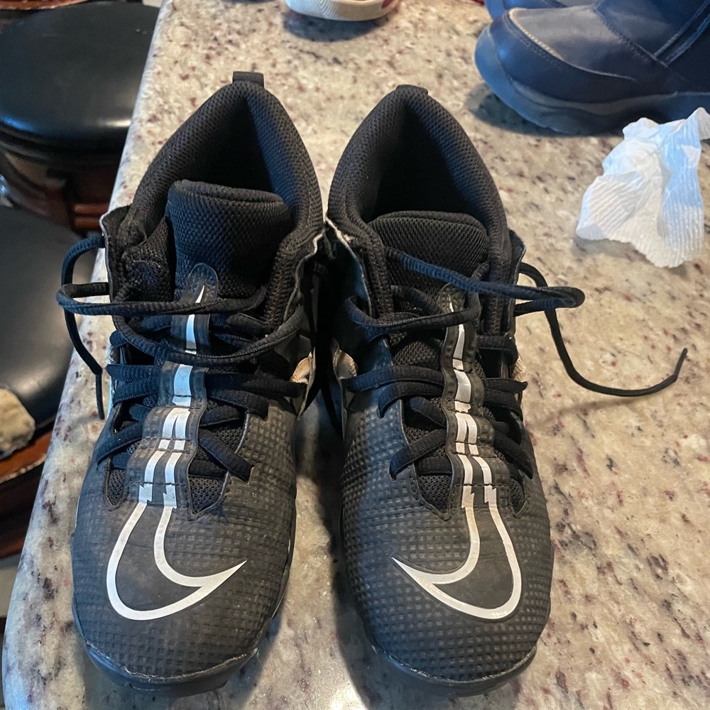 Football cleats size 4